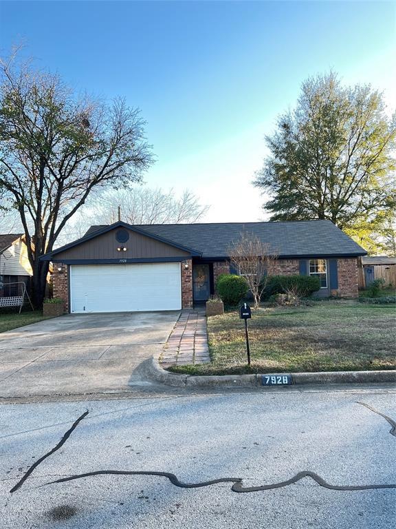 7928 Irish Dr, North Richland Hills, TX 76180 - photo 1