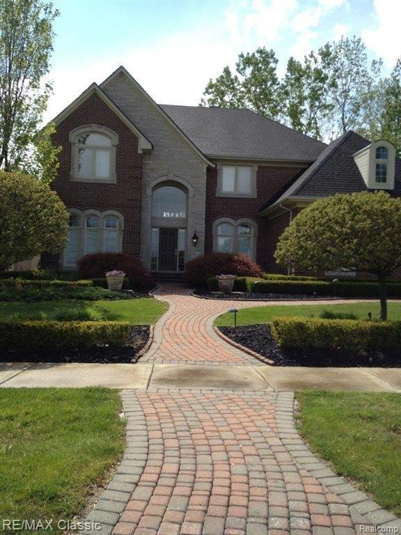 7484 Holborn Trail, West Bloomfield, MI 48322 - photo 1