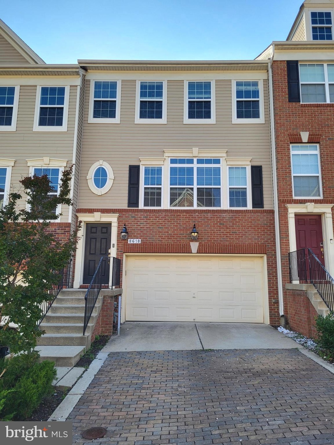 8618 Stone Hill Ln, Laurel, MD 20724 - photo 1