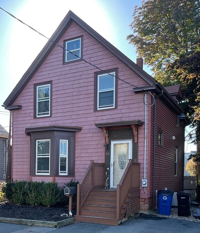 84 Pine St, Swampscott, MA 01907 - photo 1