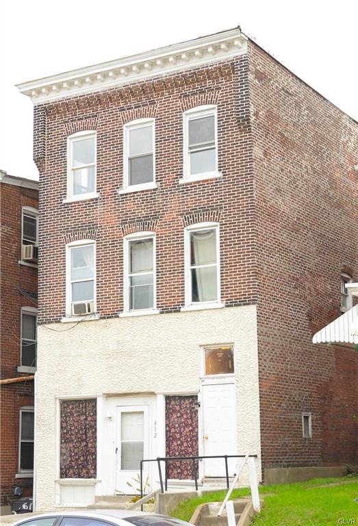612 Saint John St unit 4, Allentown, PA 18103 - photo 1