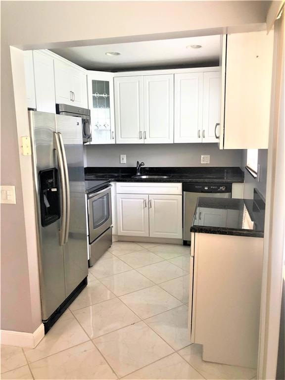 38 Dorset A unit 380, Boca Raton, FL 33434 - photo 1