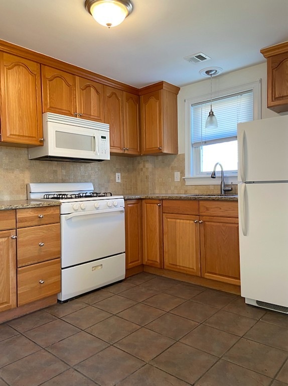 1 Newcroft Cir unit 2, Mattapan, MA 02126 - photo 1