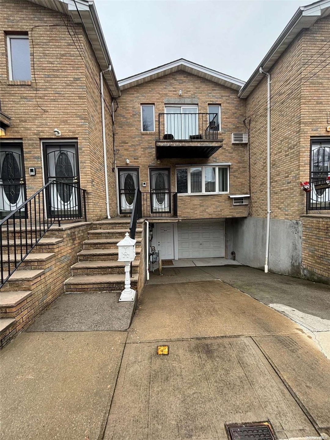 43-11 216th St, Flushing, NY 11361 - photo 1