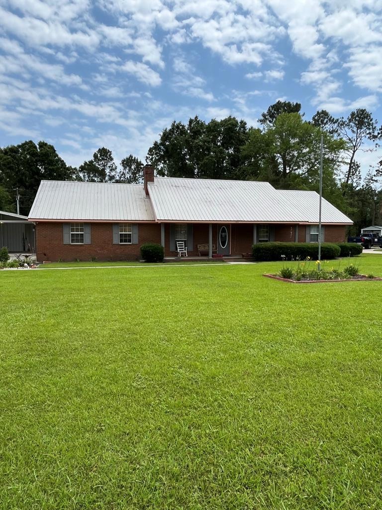 133 English St, Douglas, GA 31535 - photo 1