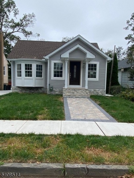 2282 Price St, Rahway, NJ 07065 - photo 1