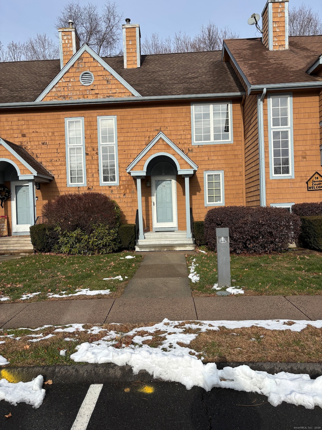 16 Joseph Ct unit 16, Broad Brook, CT 06016 - photo 1