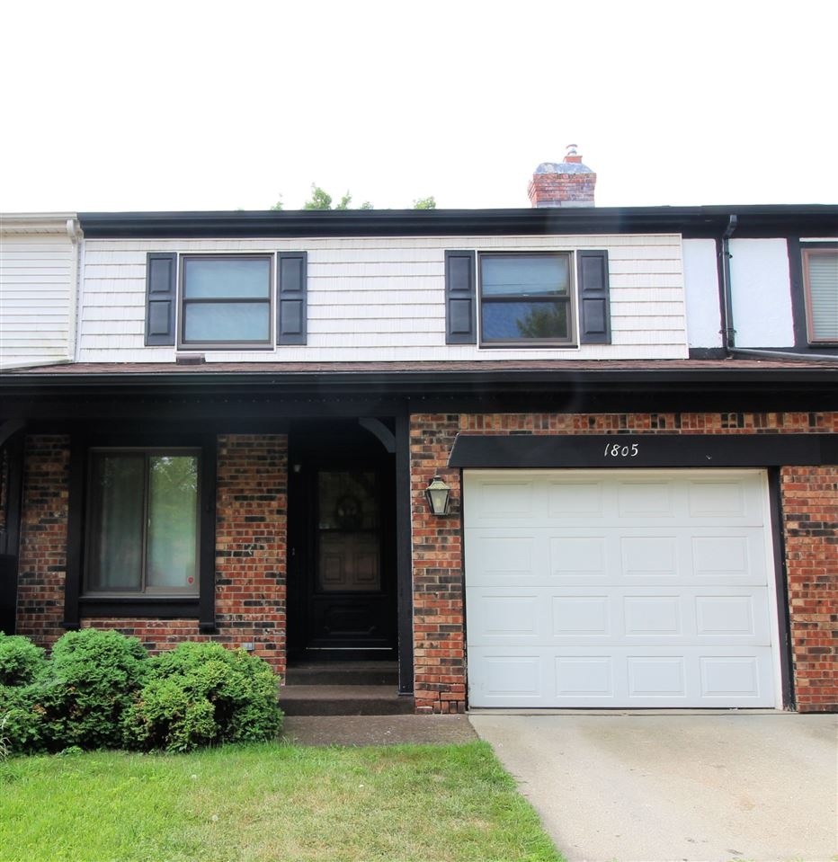 1805 Timber Lane Dr, Flint, MI 48507 - photo 1