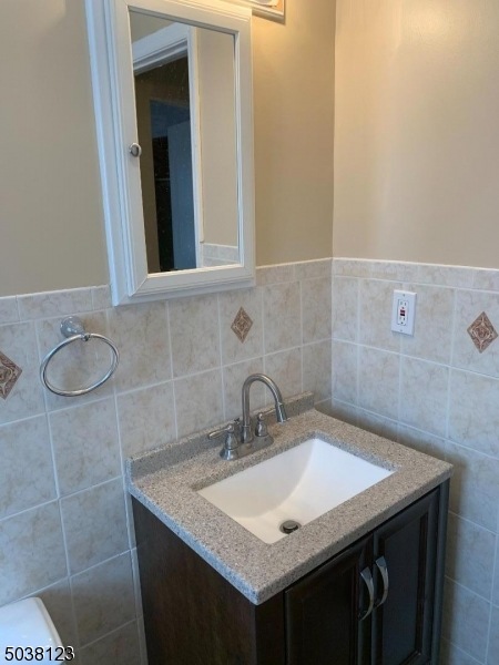 295 Hollywood Ave, Hillside, NJ 07205 - photo 1