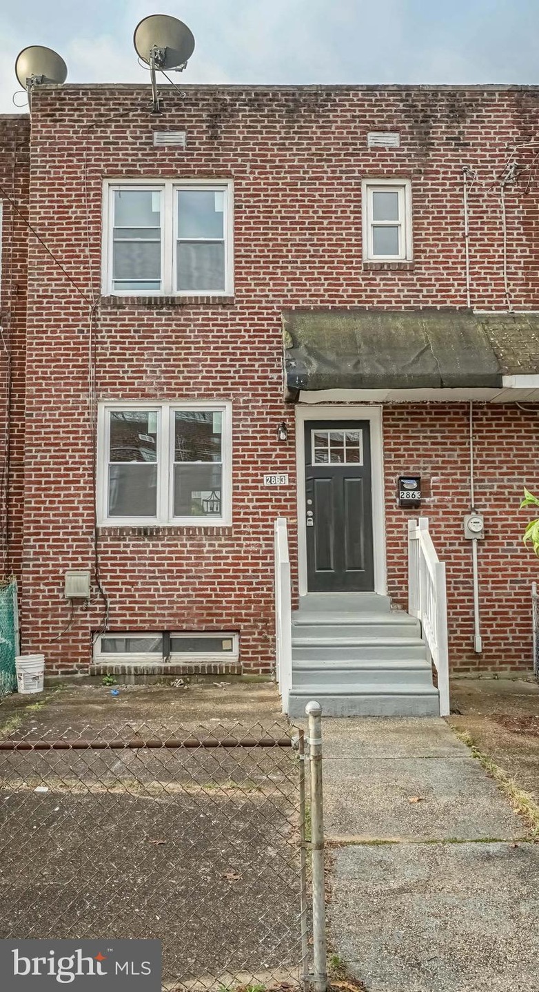 2863 Cushing Rd, Camden, NJ 08104 - photo 1