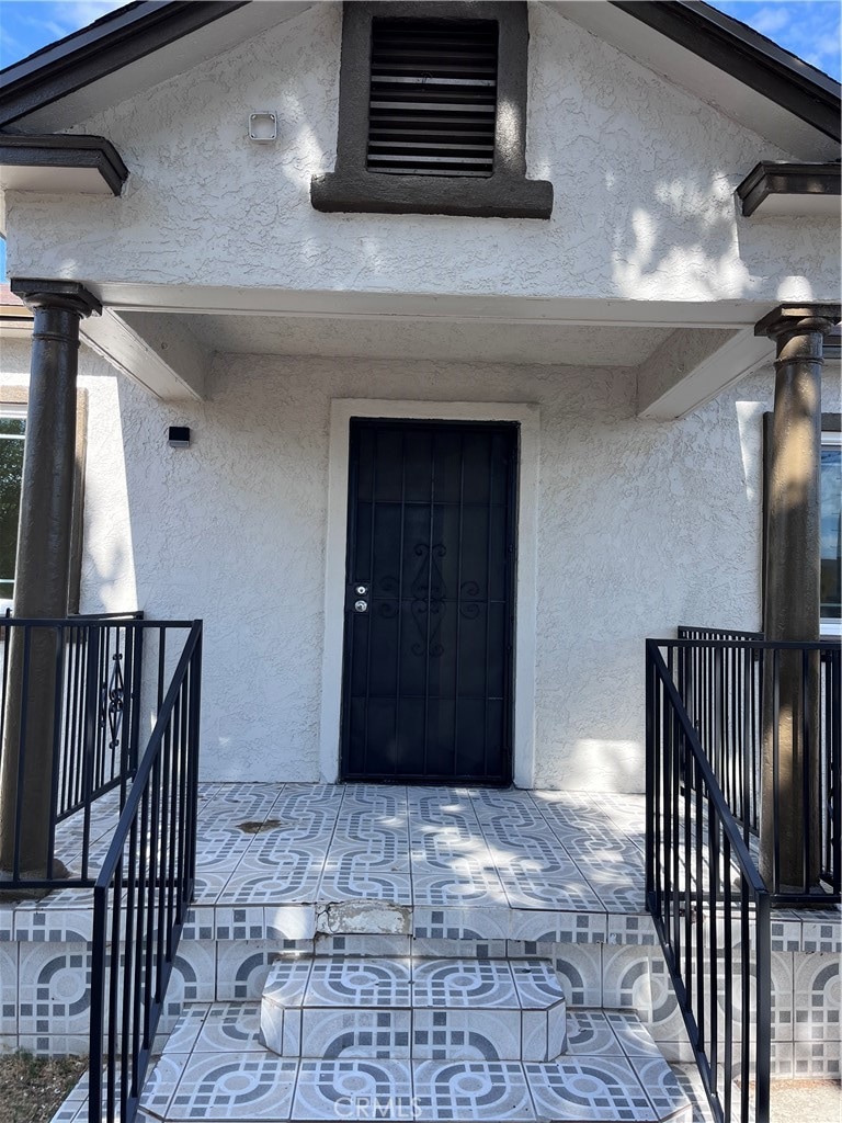 2853 E 6th St unit 1, Los Angeles, CA 90023 - photo 1