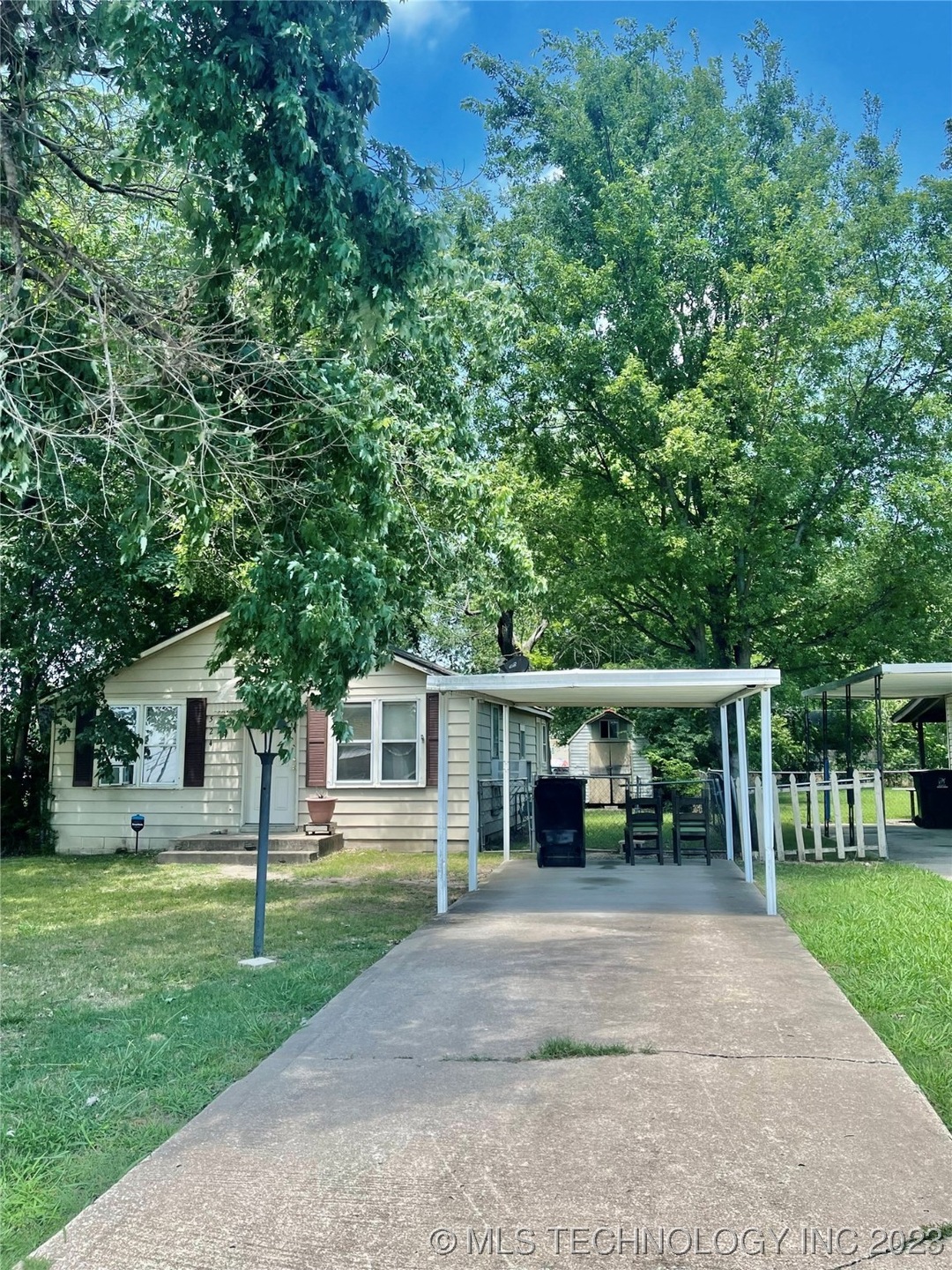 524 W Fort Worth St, Broken Arrow, OK 74012 - photo 1