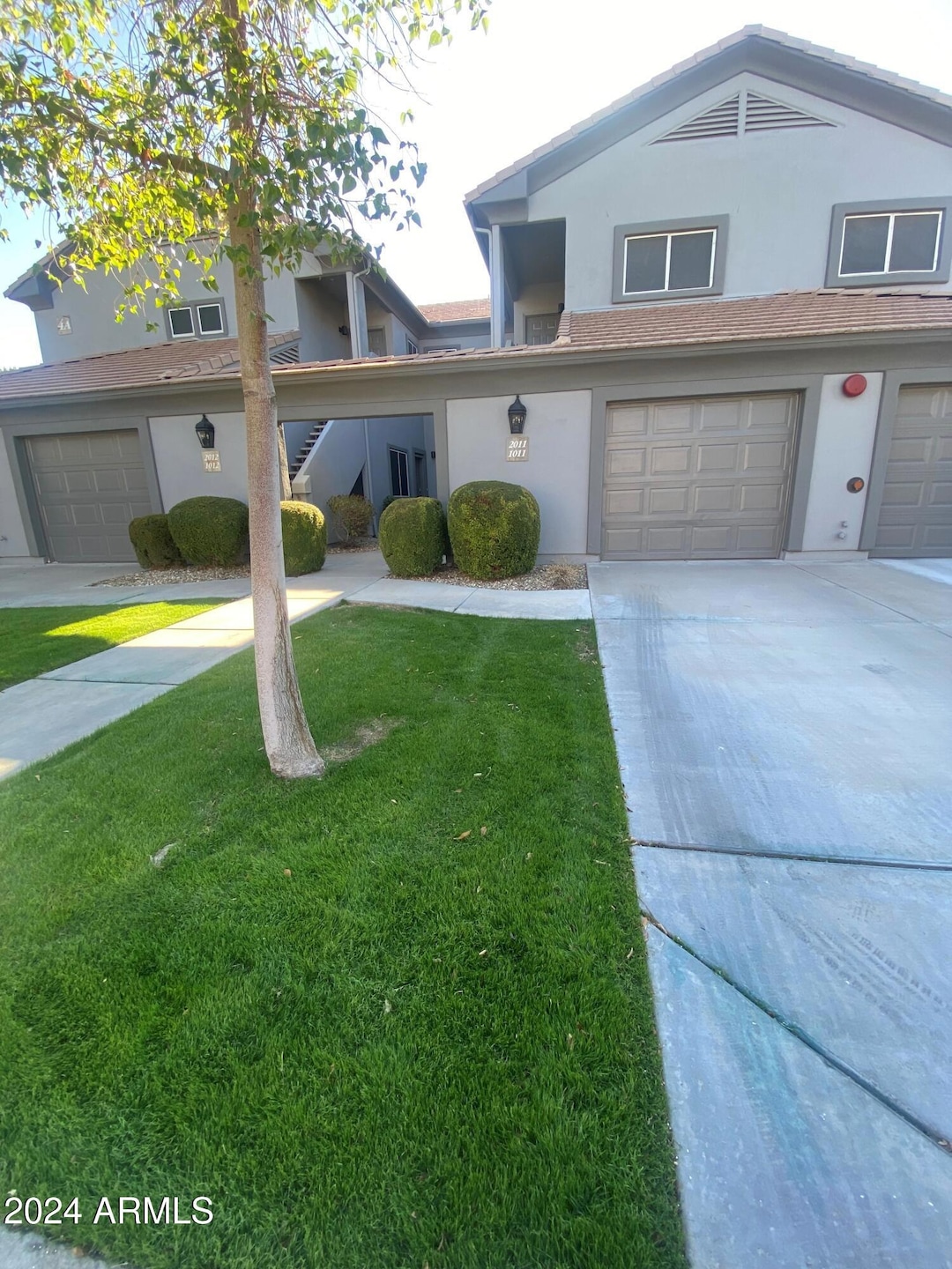 7401 Arrowhead Clunhouse 1