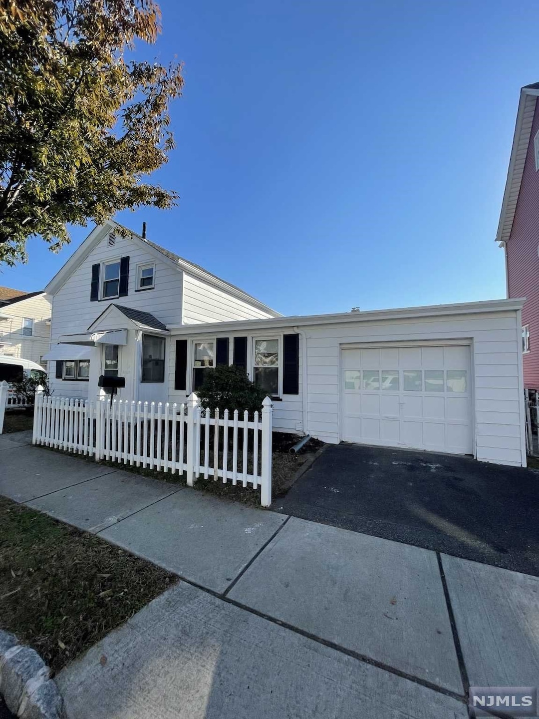 315 4th St, Carlstadt, NJ 07072 - photo 1