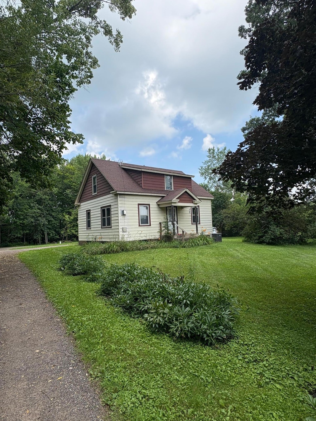 Sold $361,000 • Co-Listing Agent