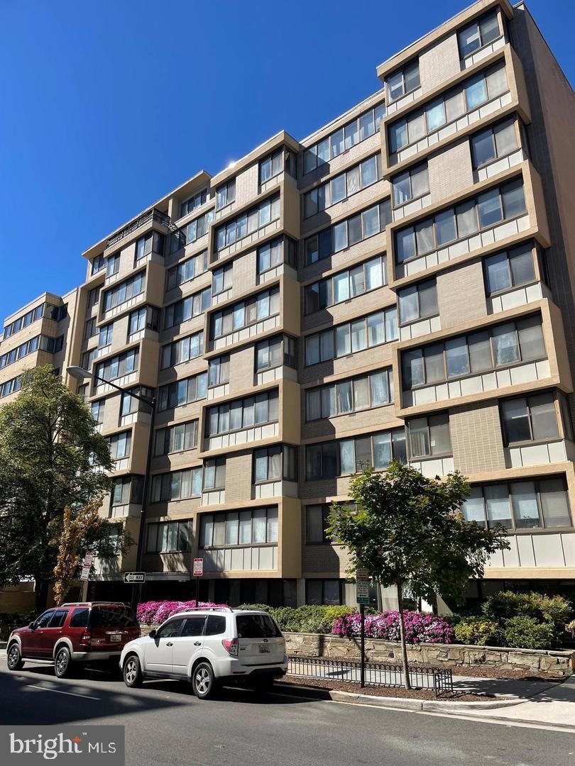 The Monroe House Condos unit 910, Washington, DC 20006 - photo 1