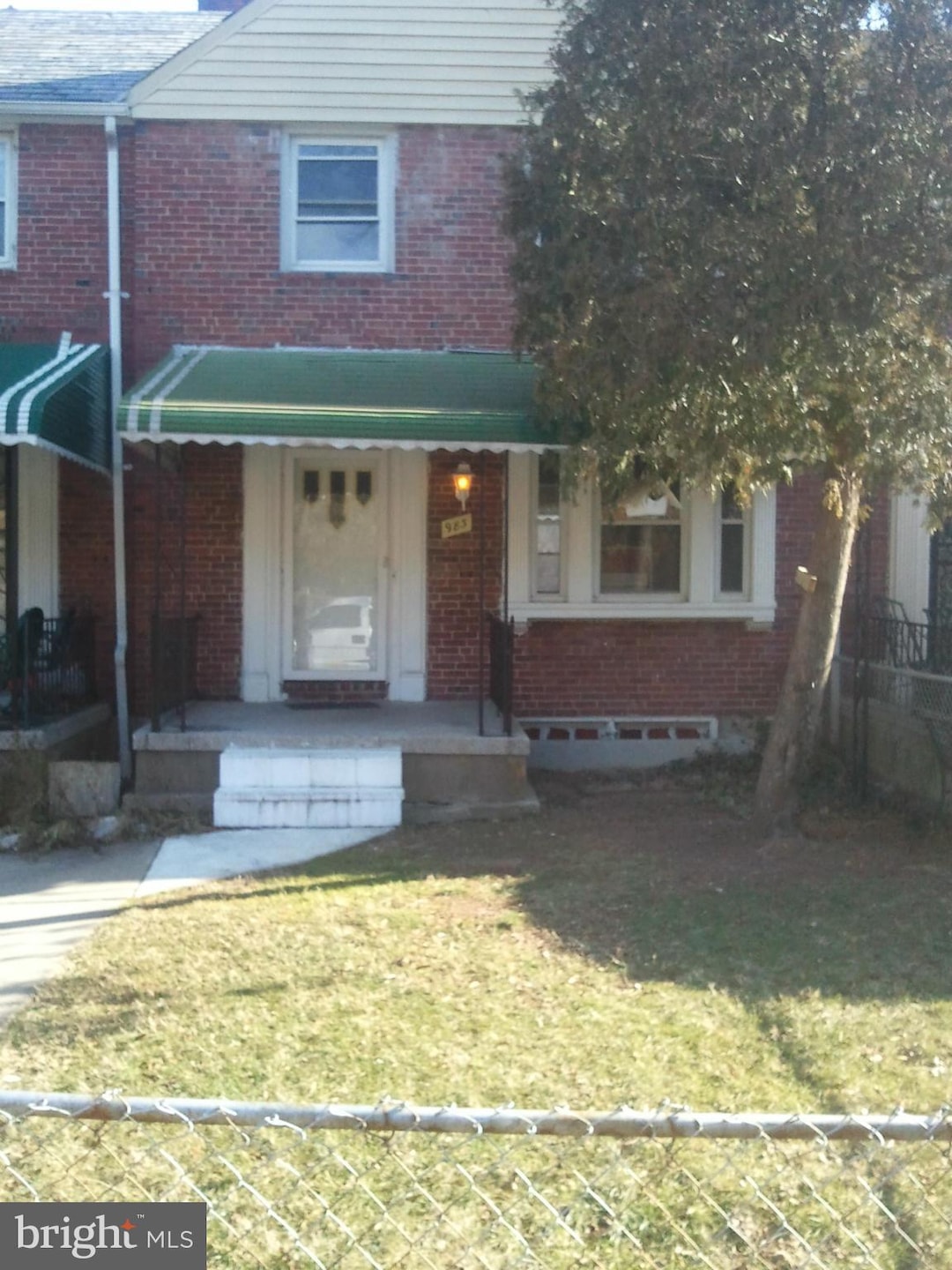 983 N Hill Rd, Baltimore, MD 21218 - photo 1