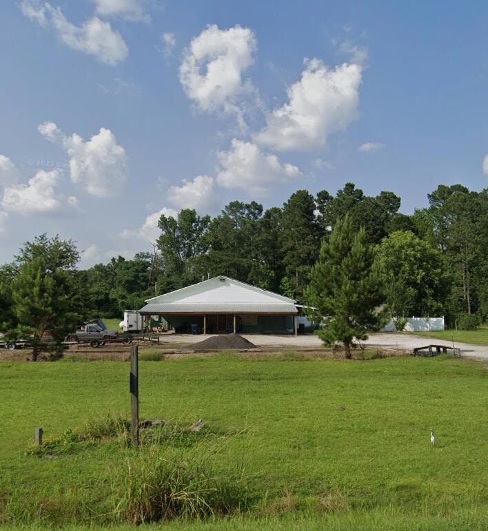 1906 Low Country Hwy 1