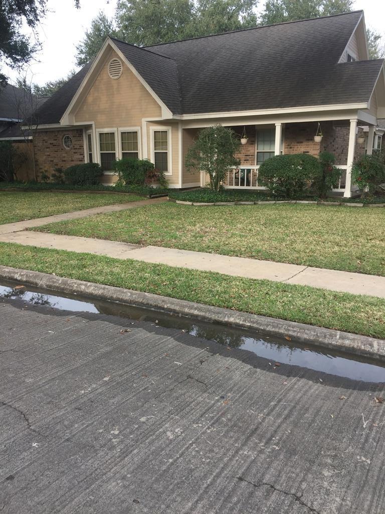 16 Abalone St, Bay City, TX 77414 - photo 1