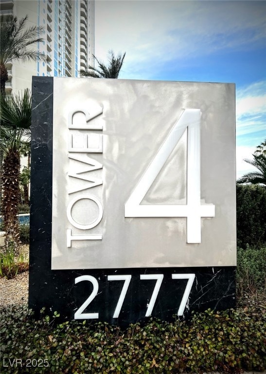 2777 Paradise Rd unit 205, Las Vegas, NV 89109 - photo 1