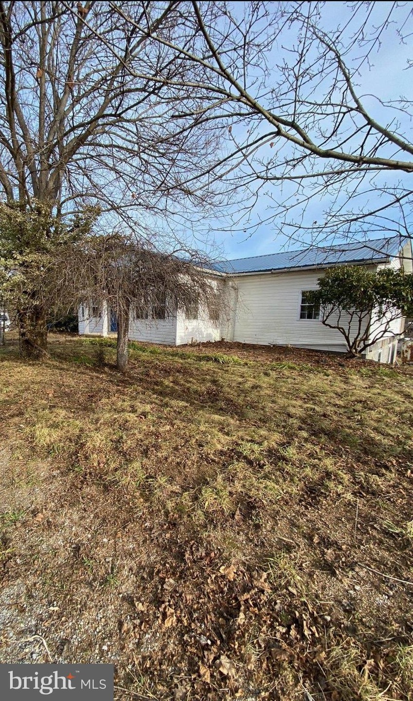 3050 Back Creek Valley Rd, Hedgesville, WV 25427 - photo 1