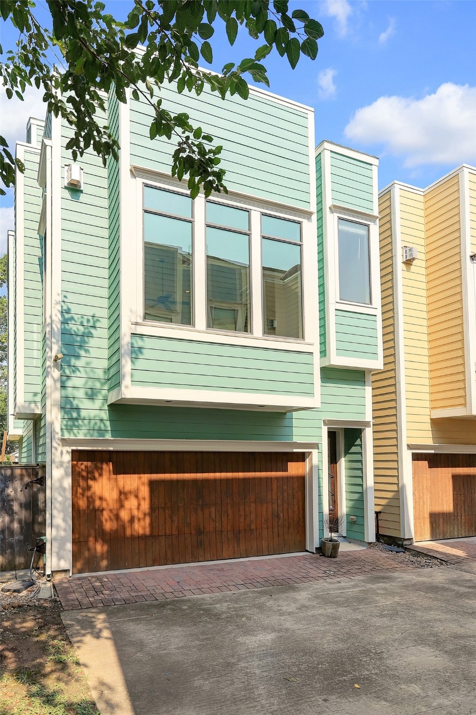 318 W 28th St unit E, Houston, TX 77008 - photo 1