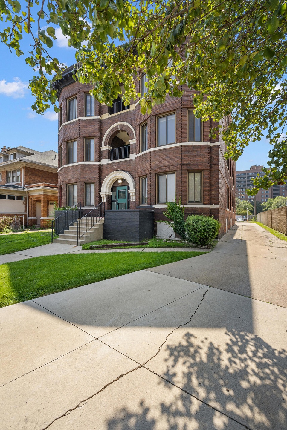 68 E Willis St unit 5, Detroit, MI 48201 - photo 1