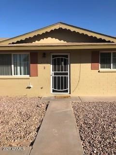 515 E Hondo Front door 2