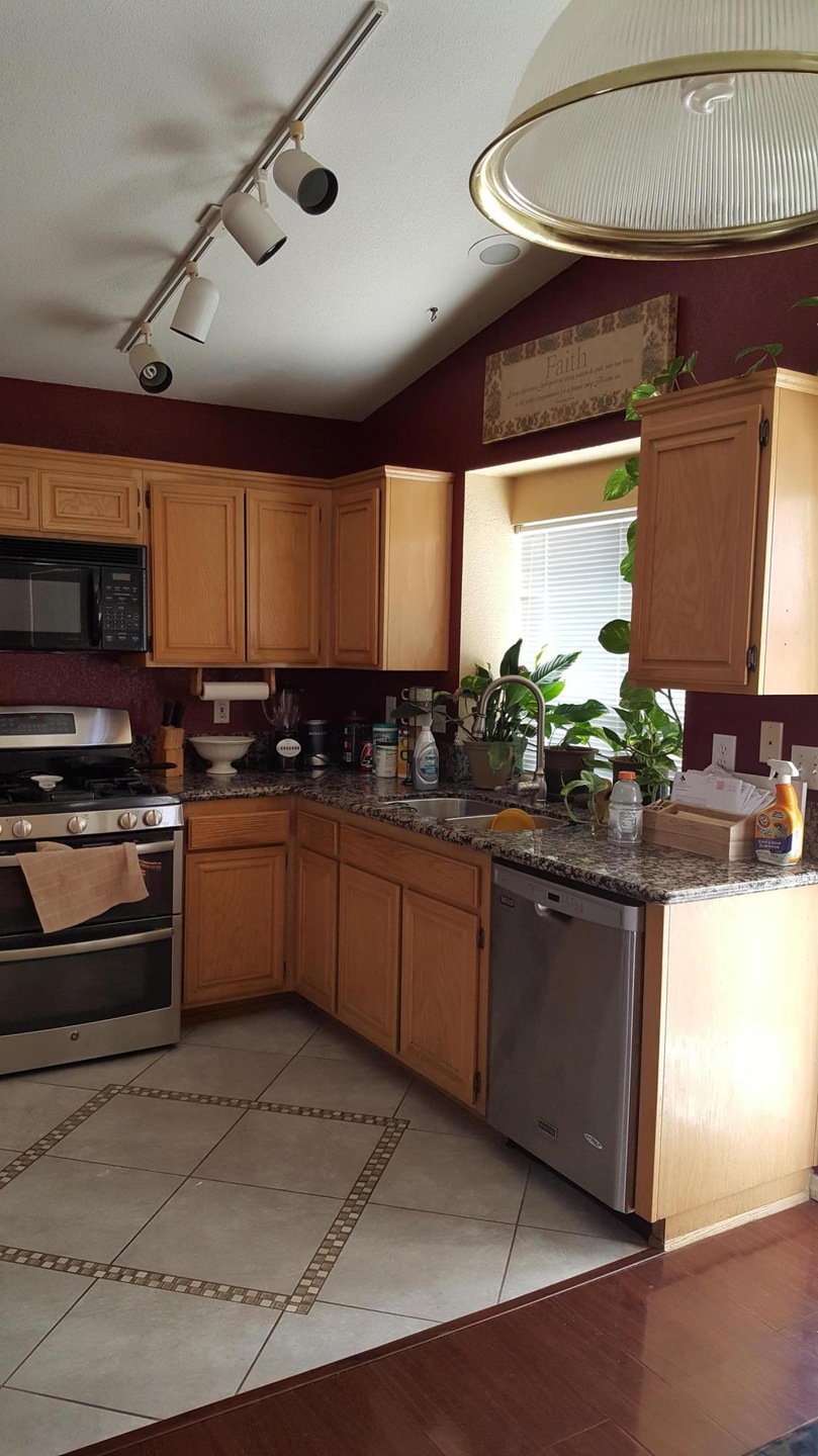 3319 Marble St, Rosamond, CA 93560 - photo 1