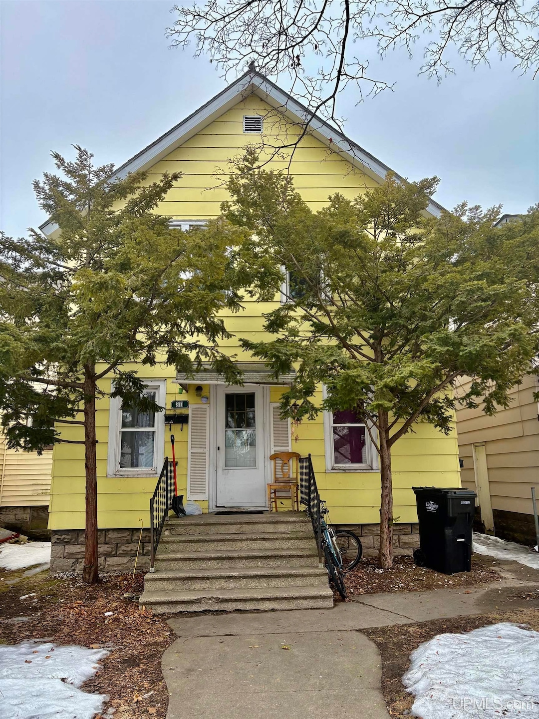 Under Contract $120,000