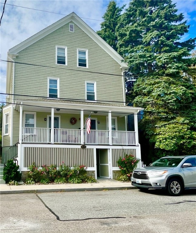 5 Whitwell Ave unit A, Newport, RI 02840 - photo 1