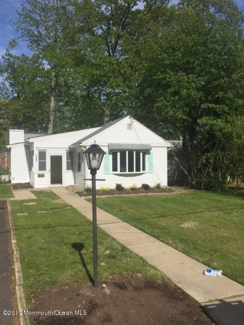 189 Pinecrest Rd, Oakhurst, NJ 07755 - photo 1