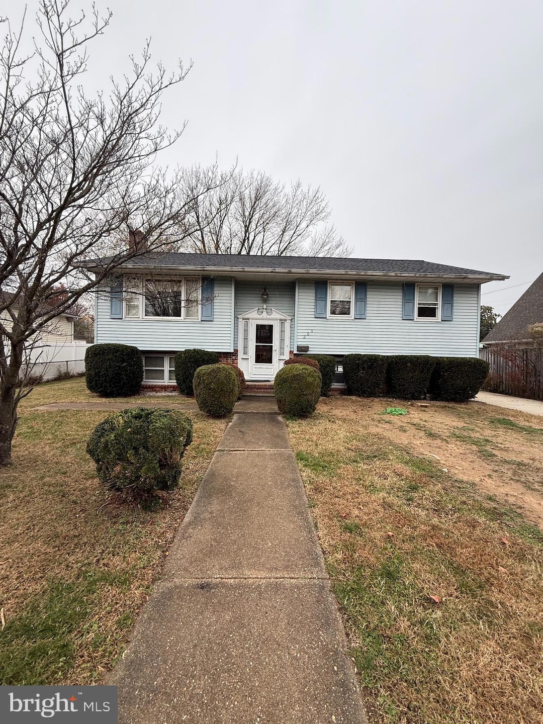 206 Glen Rd, Pasadena, MD 21122 - photo 1