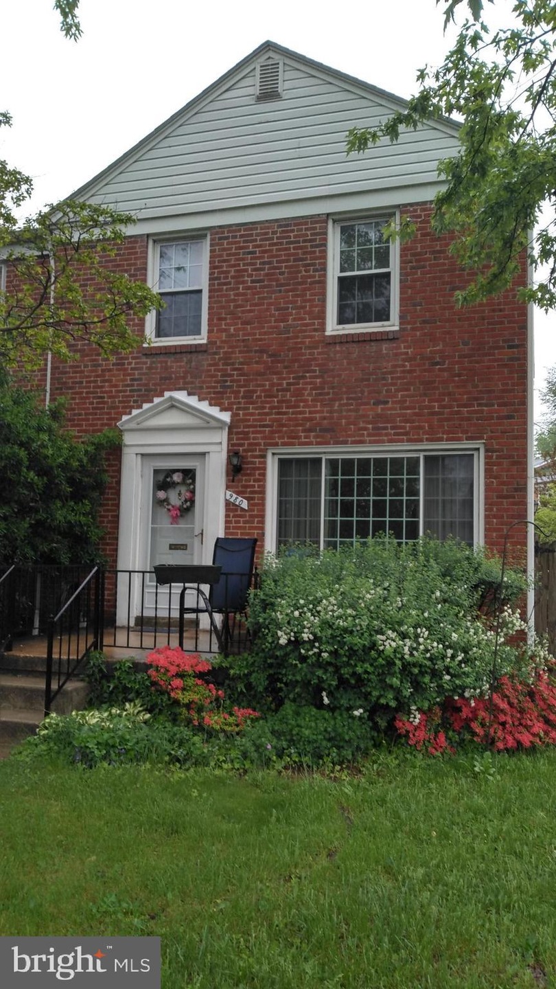 980 Fairmount Ave, Towson, MD 21204 - photo 1