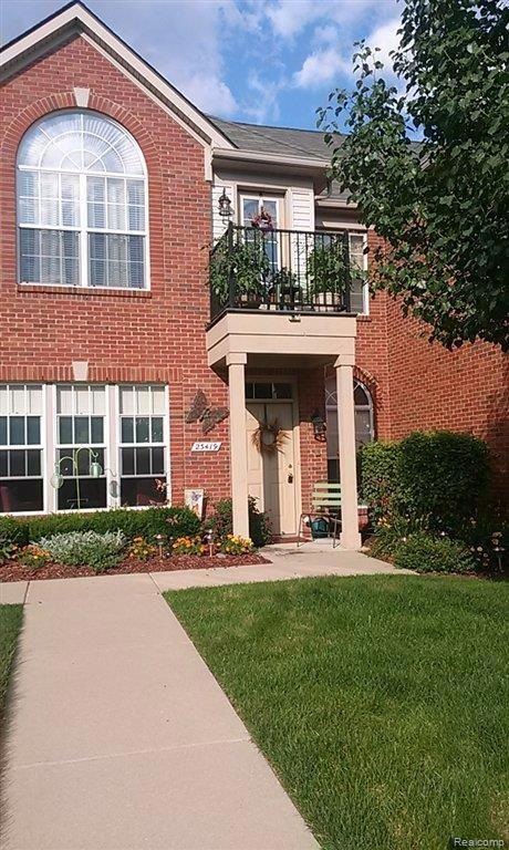 Williamsburg Cir.jpg