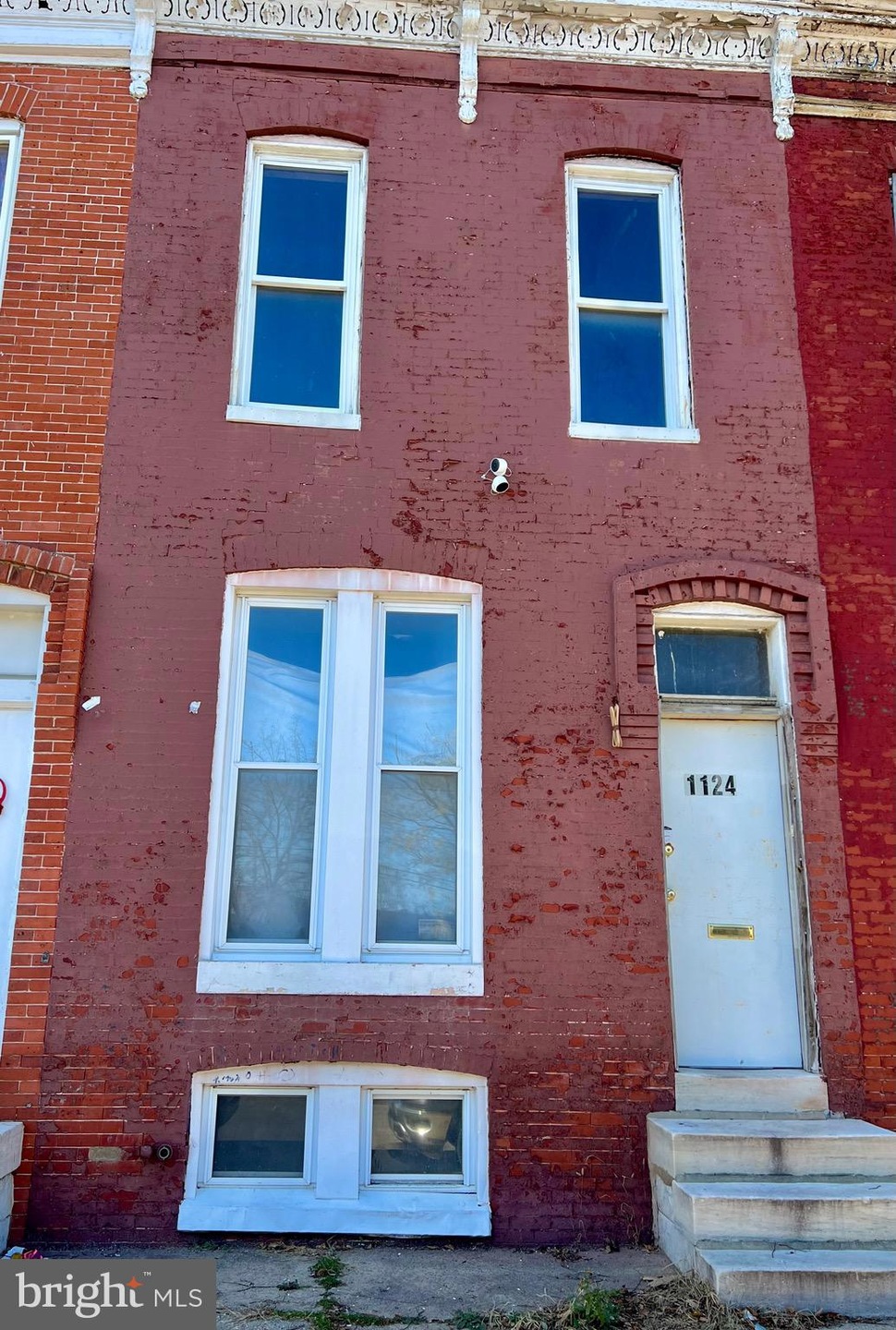 1124 N Carrollton Ave, Baltimore, MD 21217 - photo 1