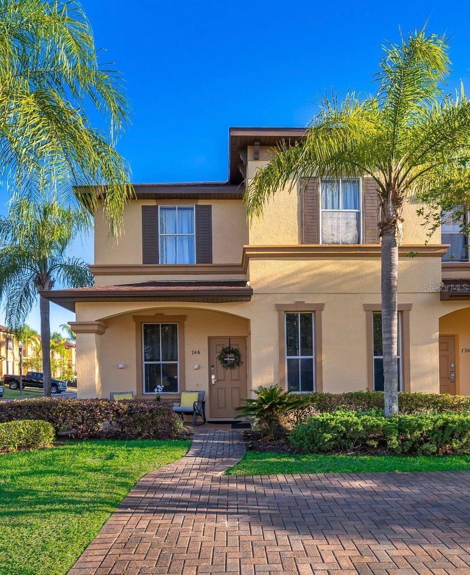 For Sale $299,900 • Co-Listing Agent