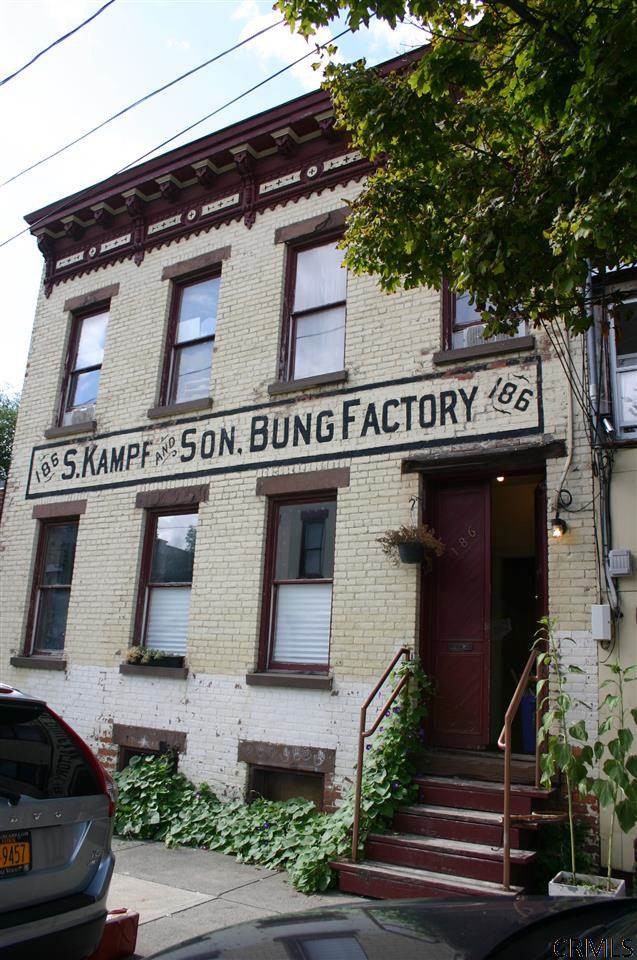 186 Jefferson St, Albany, NY 12210 - photo 1