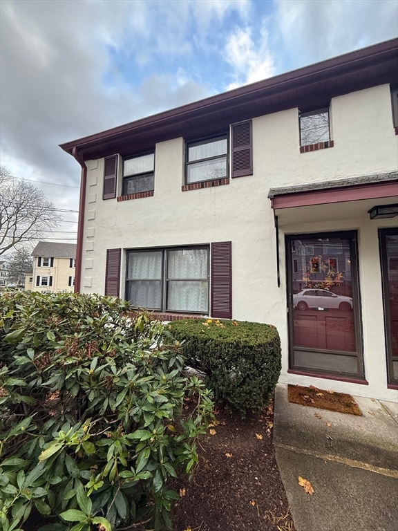 2 Frazer Rd unit 2, Arlington, MA 02476 - photo 1