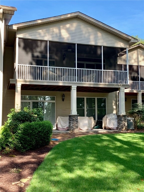 Back of 111 Hammock Ct #4