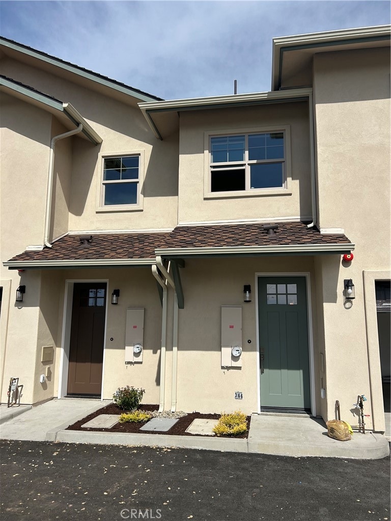 Sold $885,000