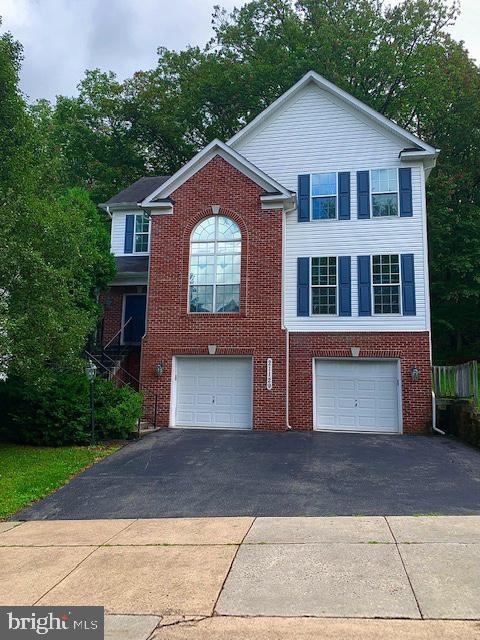 21129 Hickory Forest Way, Germantown, MD 20876 - photo 1