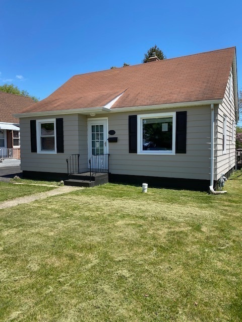 309 S Martin Ave, Waukegan, IL 60085 - photo 1