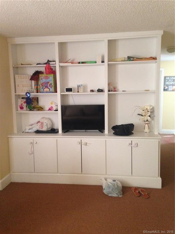 Glenbrook Road Condominiums unit 408, Stamford, CT 06902 - photo 1