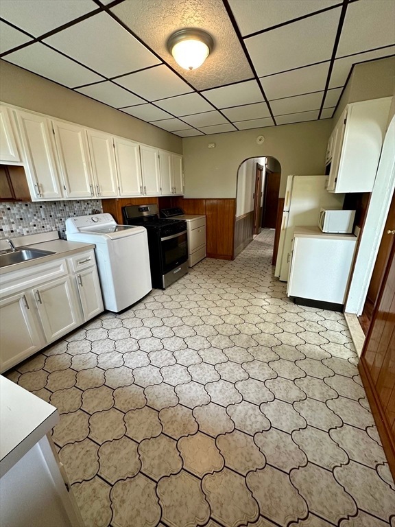 592 E 3rd St unit 3, Boston, MA 02127 - photo 1