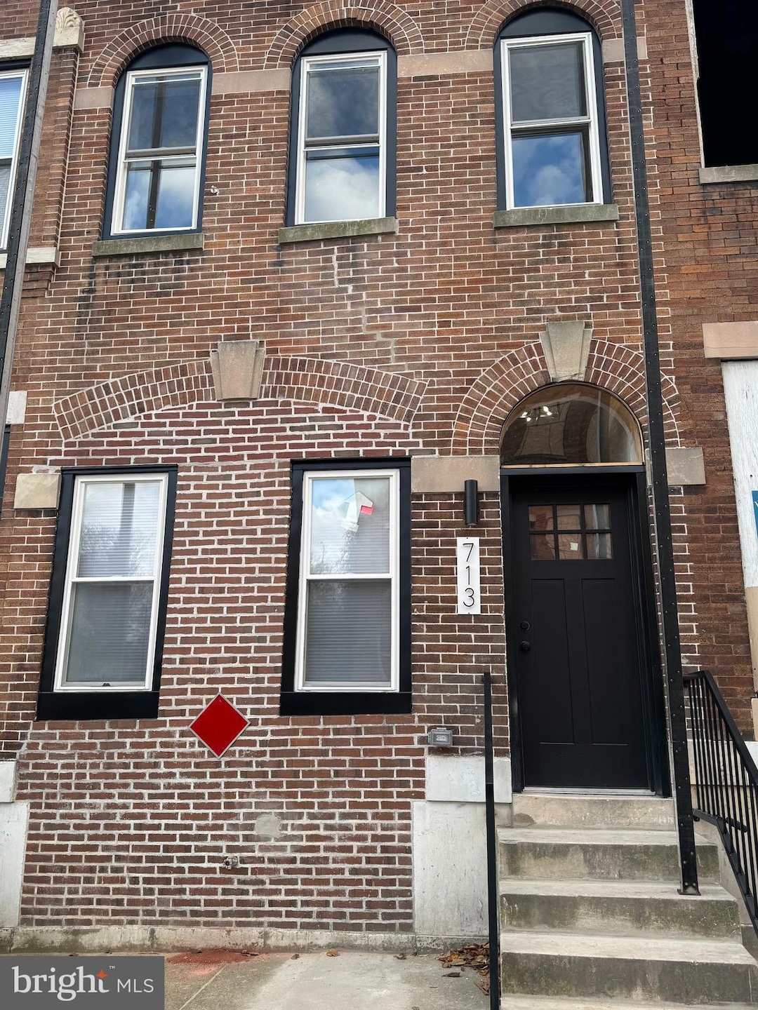 713 E 20th St, Baltimore, MD 21218 - photo 1