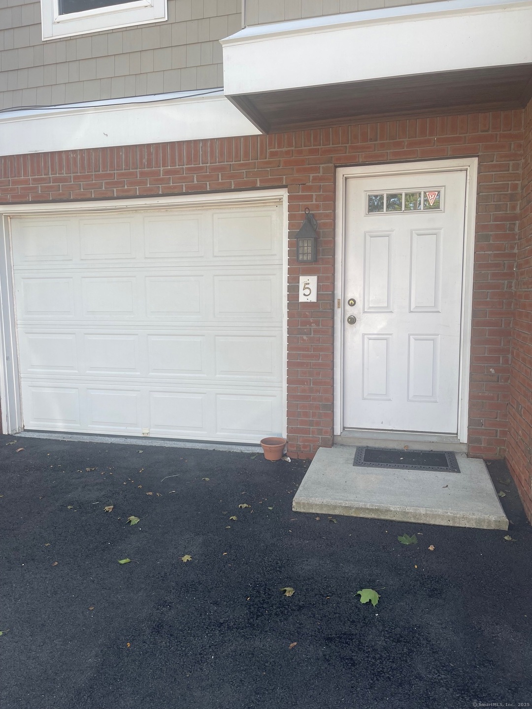 1 Ells St unit 5, Norwalk, CT 06850 - photo 1