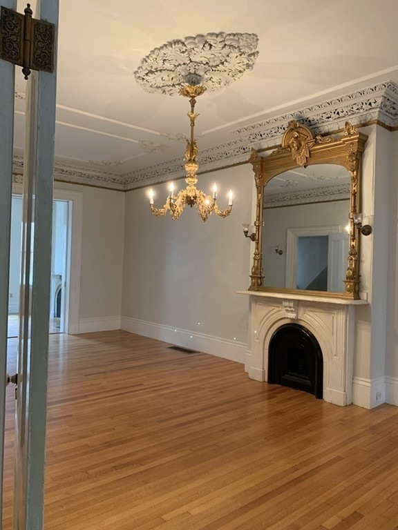 43 Chestnut St unit 1, Boston, MA 02129 - photo 1