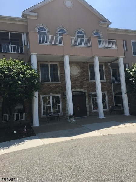 3309 Cleveland Ln unit 309, Rockaway, NJ 07866 - photo 1