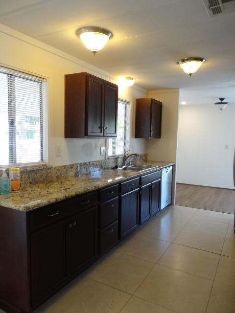 14 Diamond E Dr, Palm Desert, CA 92260 - photo 1